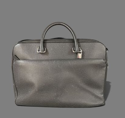 Louis VUITTON circa 2017 
Taïga leather briefcase...