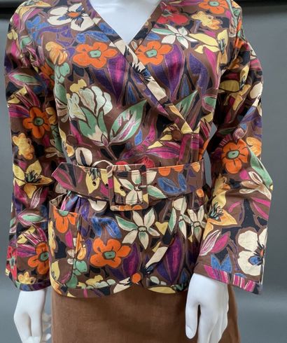 UNGARO Parallèle 
Cotton ensemble with a...