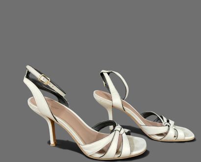 Diane VON FURSTENBERG
Pair of white leather...
