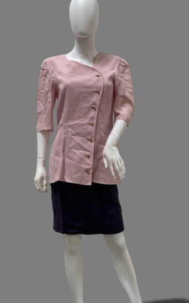 UNGARO Parallèle 
Linen set consisting of...