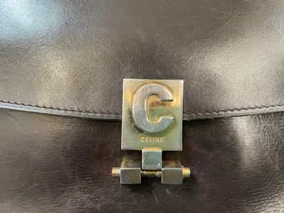 CELINE 
24-cm brown leather clutch, flap...