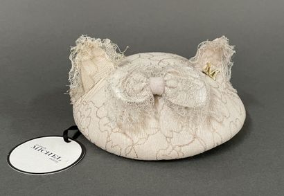 MAISON MICHEL
Bibi “Yoko” in beige felt,...