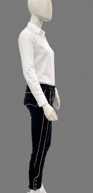 ISABELLE MARANT 
Navy blue velvet cropped...