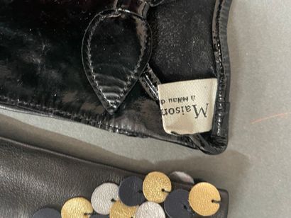 AGNELLE, Maison FABRE
Set of 3 pairs of gloves...