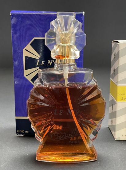 CADOLL, No. 9
MOLYNEUX, Quartz
Jean d'ALBRET,...