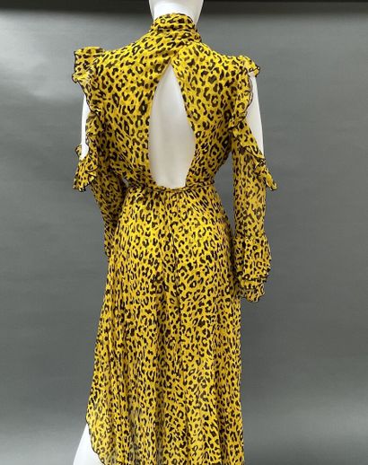 DIANE VON FURSTENBERG
Leopard-print chiffon...