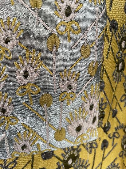 TARA JARMON
Silk dress with gold-background...