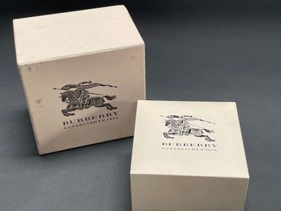 BURBERRY, Heritage
Quartz watch with a steel...