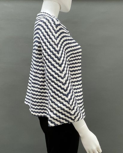 HERNO 
Knitted jacket with navy blue and...