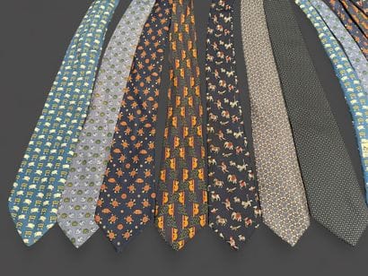 HERMES Paris
Set of seven printed silk ties...