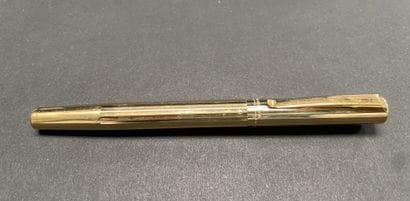 WATERMAN
-Gold-plated fountain pen with an...