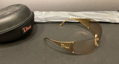 Christian DIOR 
Ski 6 goggles with a gold...