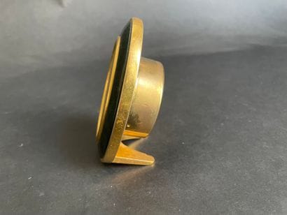 LANCEL
Oval-shaped alarm clock in green lacquer...