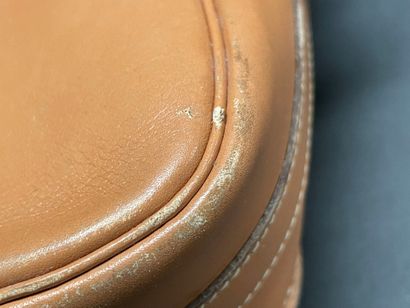 HERMES Paris
Camel leather shoulder bag,...