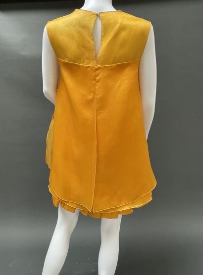 PAUL KA Paris
Orange silk dress with ruffled...