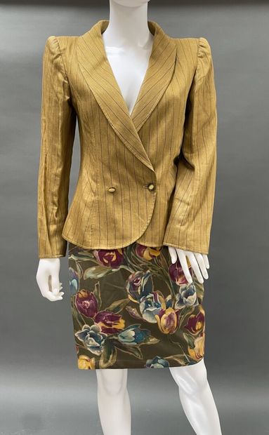 UNGARO Parallèle 
Set including an ochre...