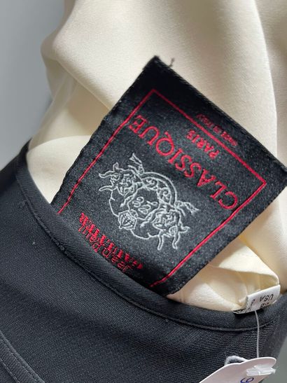 Jean Paul GAULTIER Classic
Long skirt in...