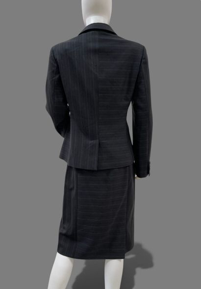 ETRO 
Gray wool suit with light gray and...