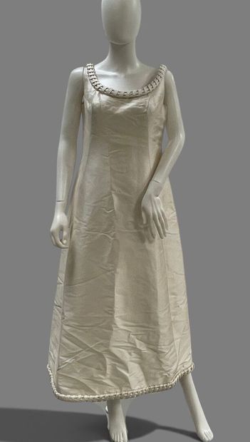 Pierre BALMAIN PARIS
Unbleached silk dress...
