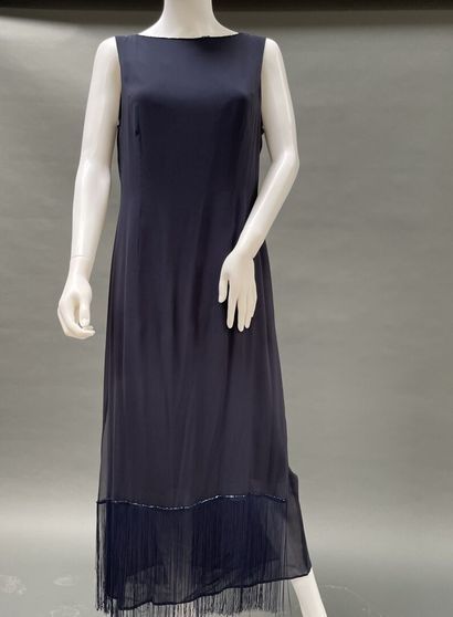 RENATO NUCCI
Long, navy blue, sleeveless...