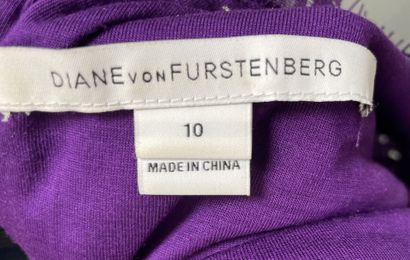 DIANE VON FURSTENBERG
Long-sleeved purple...