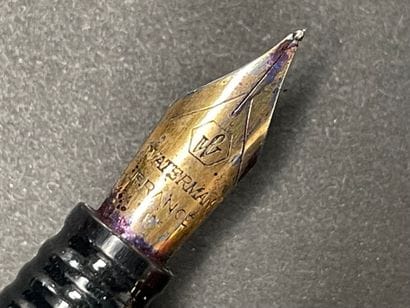 WATERMAN
-Gold-plated fountain pen with an...