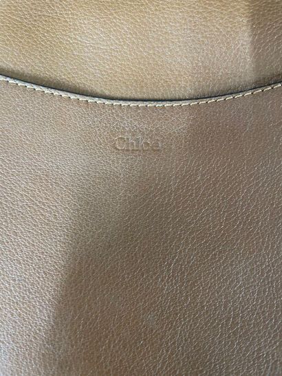CHLOÉ 
Marcie bag in camel-colored grained...