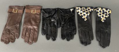 AGNELLE, Maison FABRE
Set of 3 pairs of gloves...