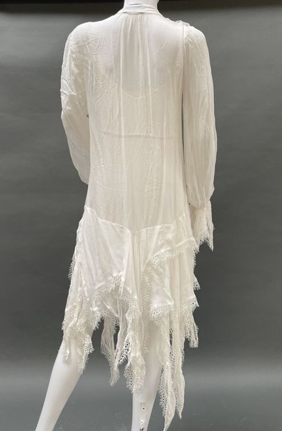 The KOOPLES and VICTOIRE 
Set includes an...