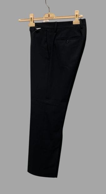 DOLCE & GABBANA Men 
Black wool suit. 
Italian...
