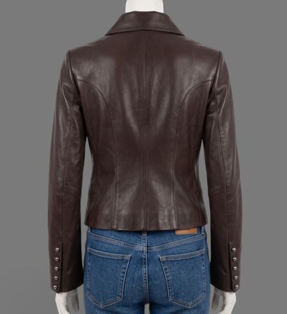 LOULOU DE LA FALAISE.
Short brown leather...