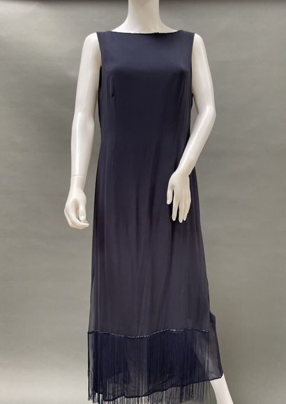 RENATO NUCCI
Long, navy blue, sleeveless...