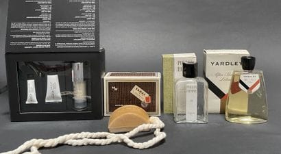 Set includes:
-YARDLEY
Aftershave lotion.
-CARON...