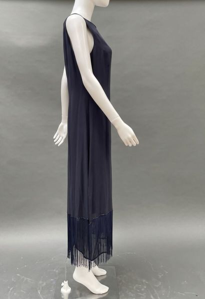 RENATO NUCCI
Long, navy blue, sleeveless...