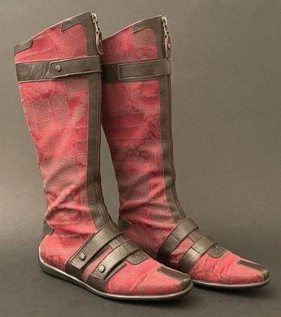 KENZO
Pair of carmine-red leather and canvas...