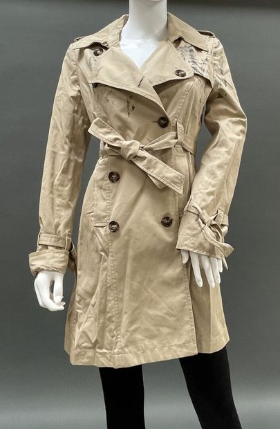 RED VALENTINO 
Beige cotton trench coat,...