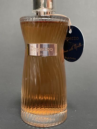 Collection of perfume bottles:
NINA RICCI,...