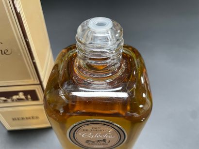 HERMES
One 480 ml (21 cm) bottle of Calèche...