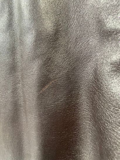 Yves SAINT LAURENT FUR
Brown leather coat...
