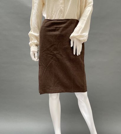 RALPH LAUREN
Brown herringbone wool skirt...