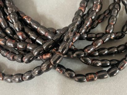 Anonymous 
Necklace made of black coral beads...