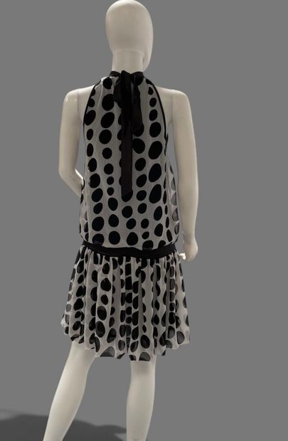 RINASCIMENTO 
Mousseline dress with an American-style...