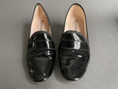 REPETTO
Lot including two pairs of patent...