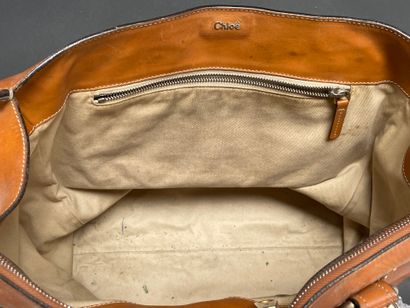CHLOE
Beige leather bag, 35 cm, double handles,...
