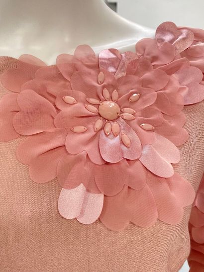 SPARKLE BY ETINCELLE 
Pink wool sweater embellished...