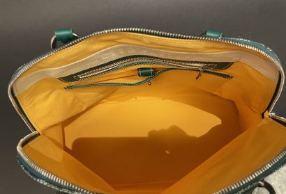 GOYARD 
Vendôme bag, 23 cm, made of green...