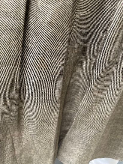 Christian DIOR Boutique 
A heathered cotton...