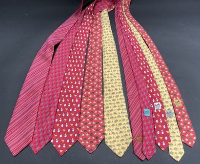 HERMES Paris
Set of five printed silk ties...