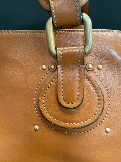 CHLOE
Beige leather bag, 35 cm, double handles,...