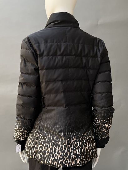 Paule KA
Black quilted nylon puffer jacket...